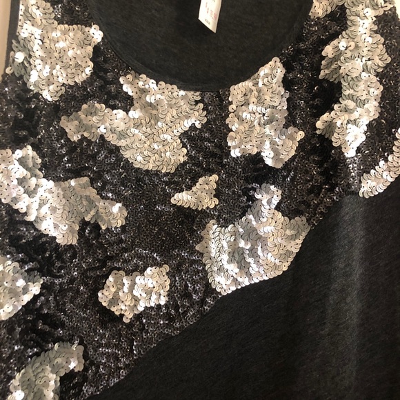 Charcoal Sequin Shell - Picture 2 of 5